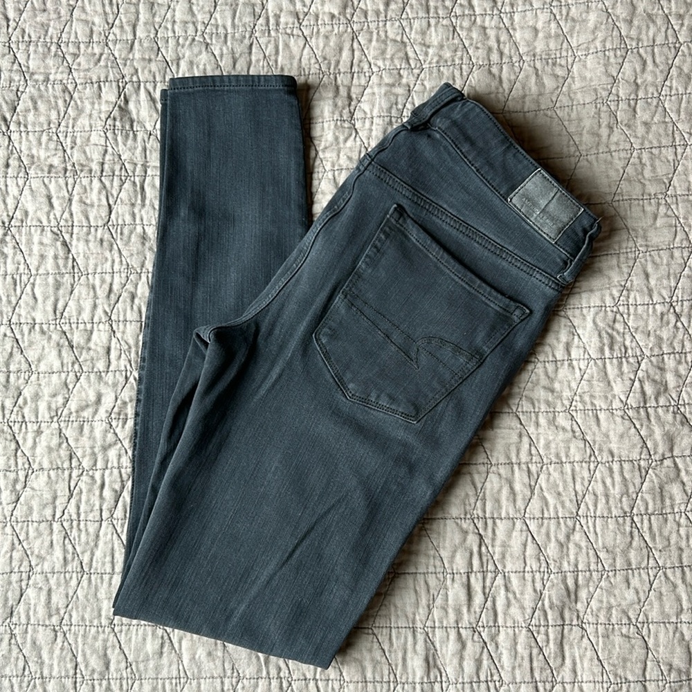 American Eagle High Rise Black Jeans